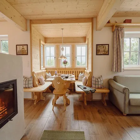 In Grundlsee Near Slopes 펜션 그룬들시