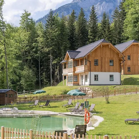 In Grundlsee Near Slopes Grundlsee