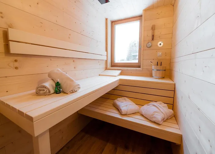 In Grundlsee Near Slopes * 그룬들시