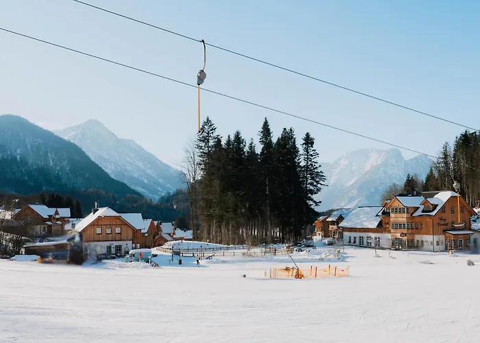 In Grundlsee Near Slopes Holiday home